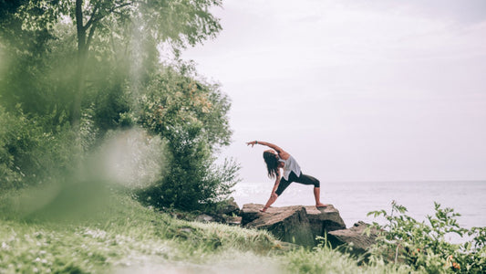 Doğada yoga ve nefes egzersizi